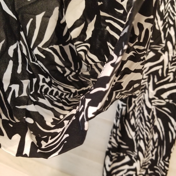 {L} St. John So Cal Zebra Animal Print Lounge Pants Swim Cover - Picture 7 of 11